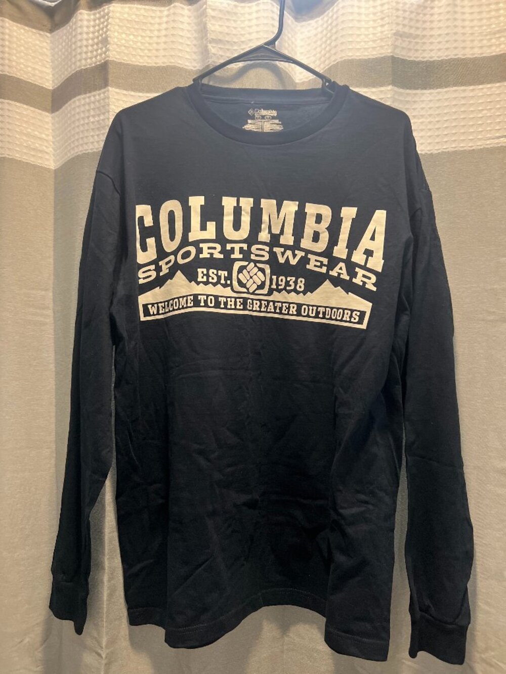 Men's Long Sleeve Columbia Shirt